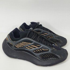 Adidas Yeezy 700 V3 Alvah Black Size 5.5 Preowned No Box